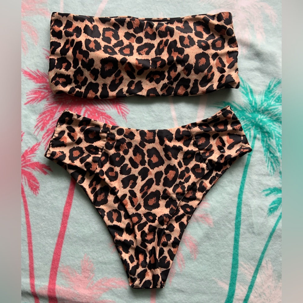 NEW never worn bikini set